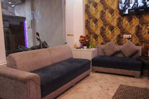 호텔 DV 플라자 인, 델리 공항 근처