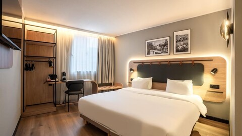 캄파닐 프라임 - 쉬렌느 - 라 데팡스