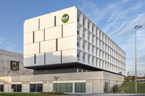 B&B 호텔 빌라 두 콘데