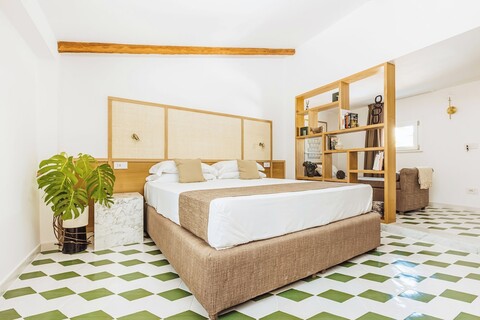 소렌토 메인 광장 옆의 독점 스위트, 테라스 있음