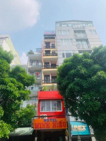 민히우 에어포트 호텔