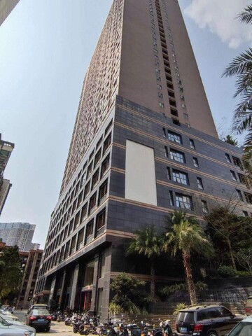 Aurora Boutique Apartment (Shenzhen Futian Qiaoxiang Branch)
