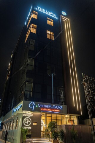 더 로프츠 앳 센트럴 포인트