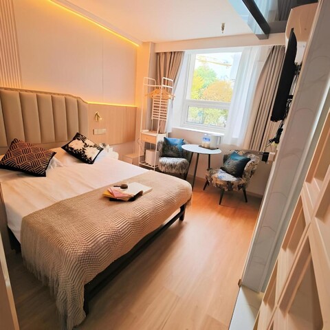 상하이 푸이 호텔-위위안/청황먀오/와이탄/신톈디/화이하이루/라오시먼 지하철 스테이션점