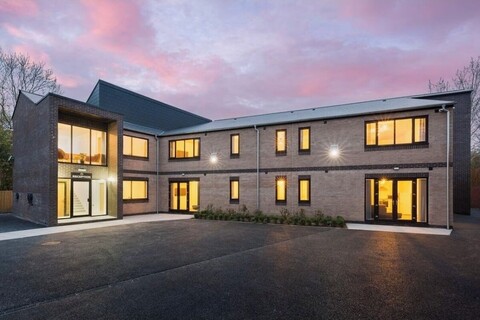 더 스위트 인 호텔