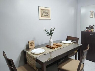 Cheap Accommodation - Newport Boulevard