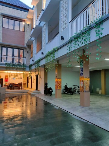 리빙 발리 홈스테이, 사누르 근처