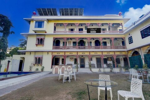 Collection O Mall Of Jaipur Formerly Madhu Pushp Bhawan