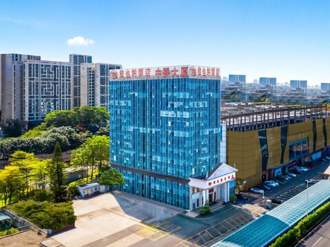 비에나 호텔(선전룽강완커리지샹지하철스테이션점)