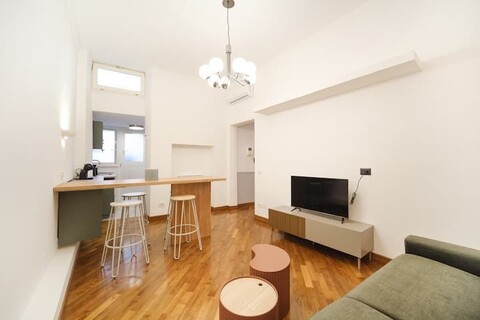 로마 아비뇨네지 현대식 단독 민박  (Avignonesi)