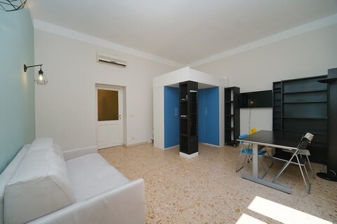 로마 라티니 가성비 민박 (Latini)