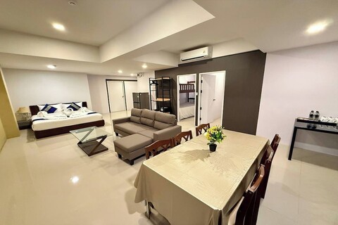 더 템즈 풀 액세스 리조트 SHA+