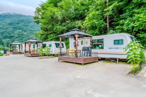 강릉 드뮈르 카라반