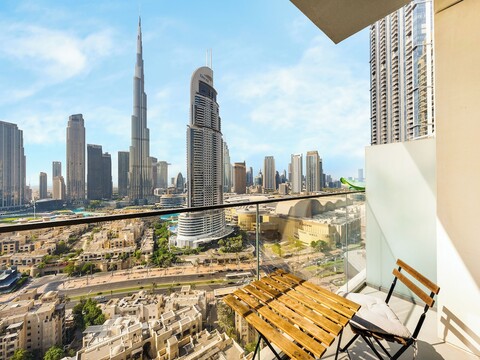 ABI 홀리데이즈, 부르즈 로얄 분수 전망