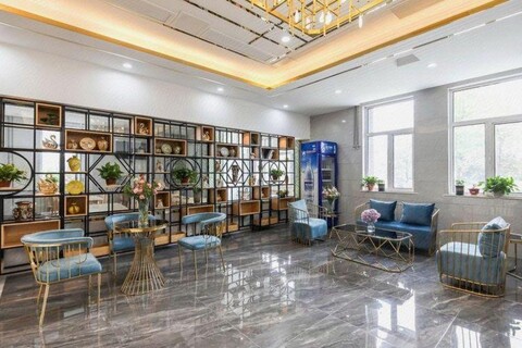 Ruimo Cloud Hotel (Tianjin Binhai International Airport store)
