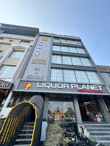 Lalit hotel