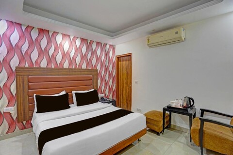 Collection O Mahipalpur Extension Formerly Shanti Stay