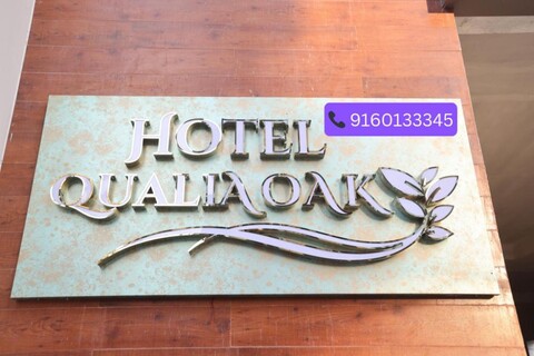 Hotel Qualia Oak