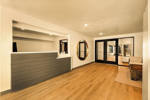 리브어웨이 스위트 피닉스-서프라이즈