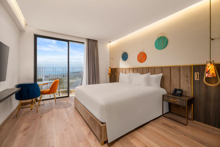 room detail thumbnail 0