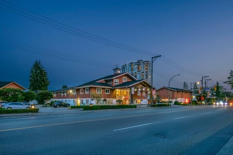 이코노 로지 인 & 스위트