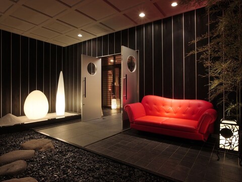 하나아카리노야도 츠키노이케