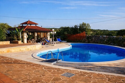 홀리데이 모노폴리 콜리나