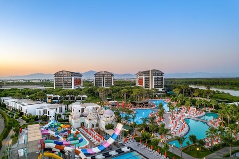 트렌디 라라 호텔