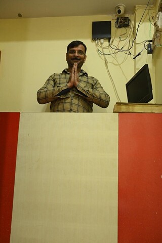 바이슈나비 페잉 게스트 하우스