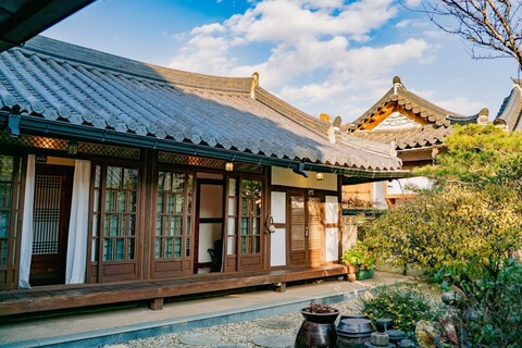 전주 한옥 마당 예쁜집 펜션