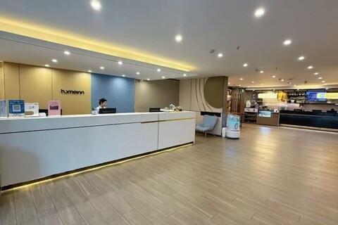 Homeinn Hotel (Qingdao Zhengyang Middle Road Wanda Plaza)