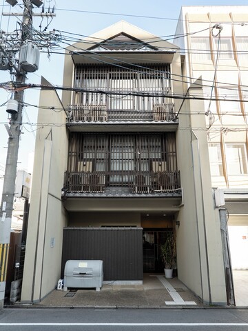 호텔 생펠리시앙 교토 시조 카라스마