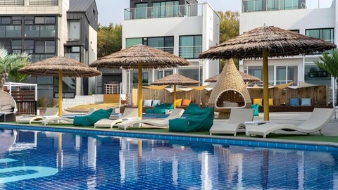 라시아 스파 앤 풀빌라