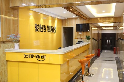 Junyi Chain Hotel (Shanghai Xuefu Road Jinshanwei)