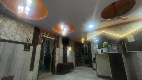 Hotel Yes Please Near New Delhi Junction