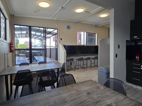 스핀시티 로지 오클랜드