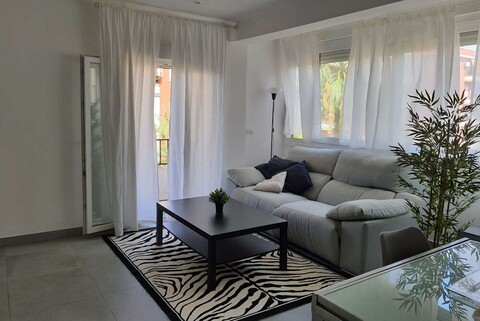 한 팀만 머무는 특별한 세비야 숙소 (개인실&개인화장실)