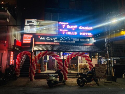 Golden 7 Hills Hotel