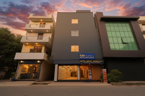 FabHotel Royal Reena Residency