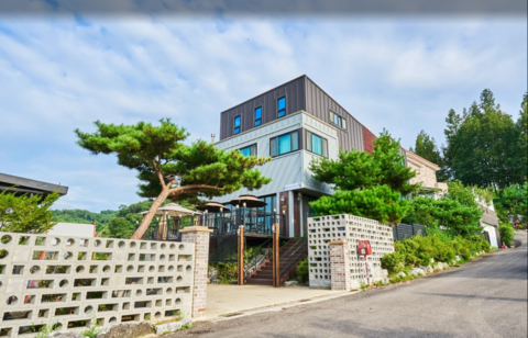 화성 공간길펜션