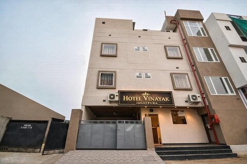 Hotel Vinayak Jagatpura