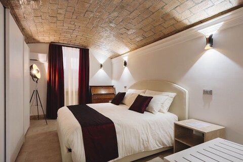 도무스 마리아니 - 크레메라 바이 고르