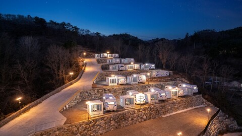 영덕 오션뷰 카라반 캠핑장