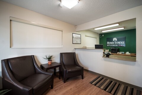 홈타운 스튜디오 바이 레드 루프 시애틀 - 켄트/디모인