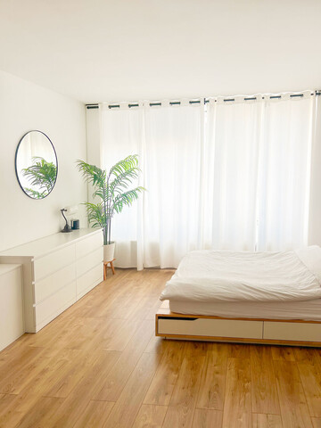 루루라라 1호점 파리 숙소 에펠탑 센느강변 바로 앞 넓은 현대식 아파트 독채