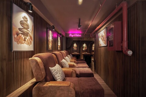 Quy Hung Hotel Central