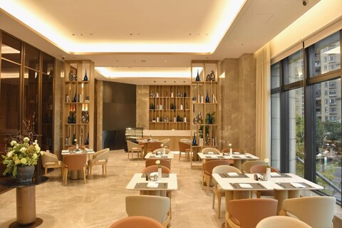 Hangzhou Young Land  Hotel