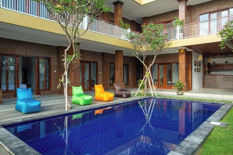 프랑지파니 하우스 & 스파 바이 에커머스로카