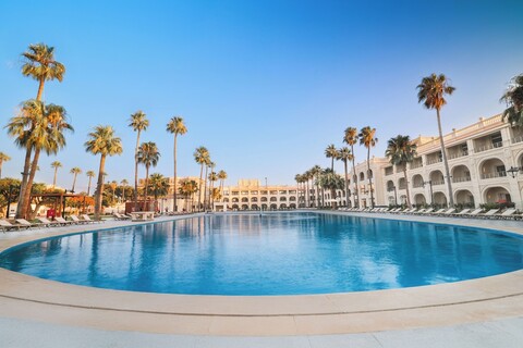 헬난 안토니아데스 팰리스