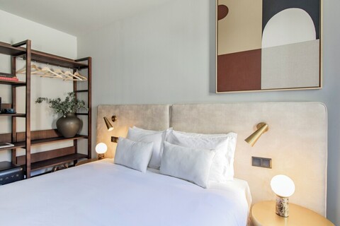 레그라스 아파트먼트 & 가든 B13, 베네핏 컬렉션